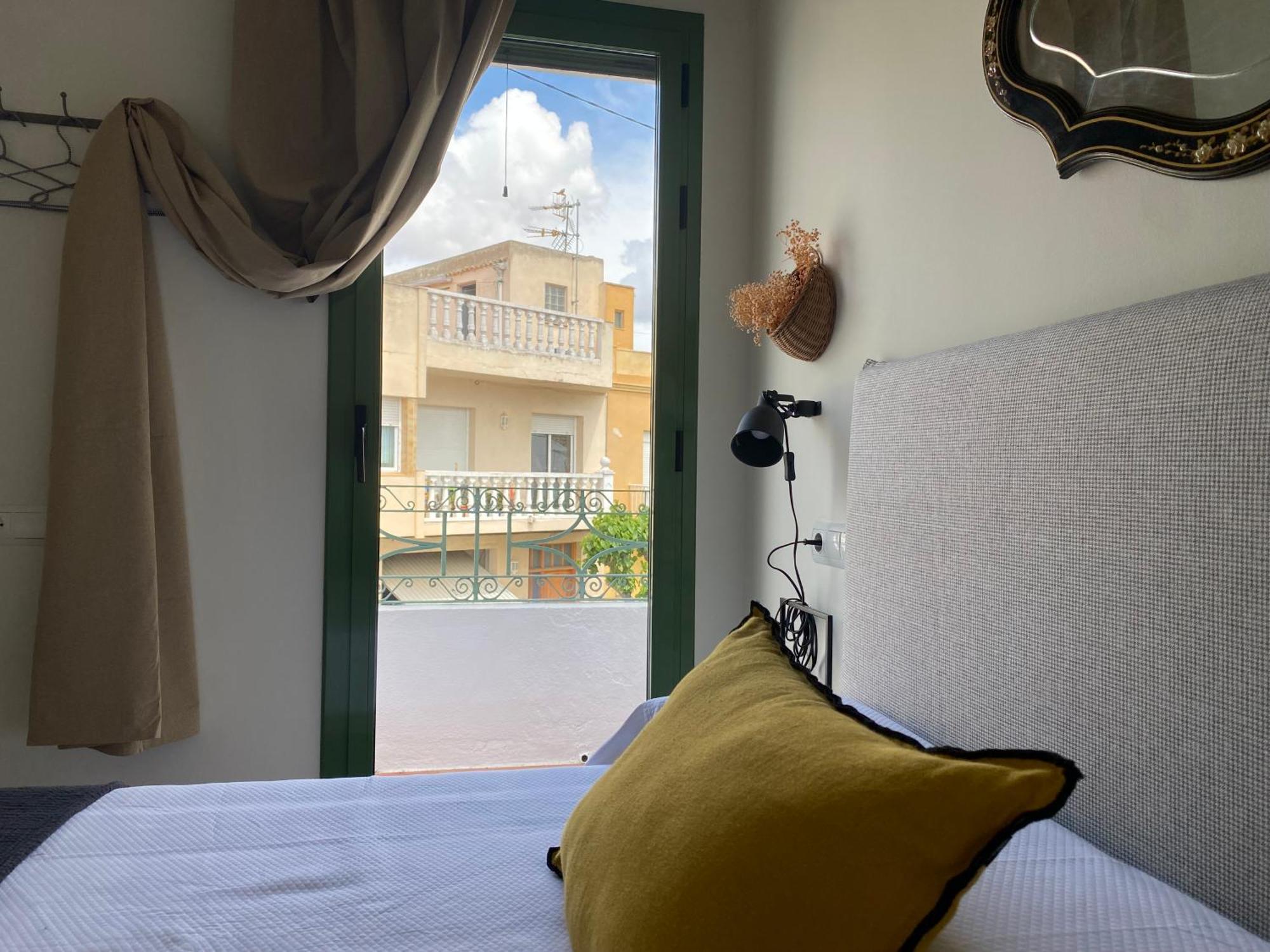 Les Filles Hotel Deltebre Eksteriør billede