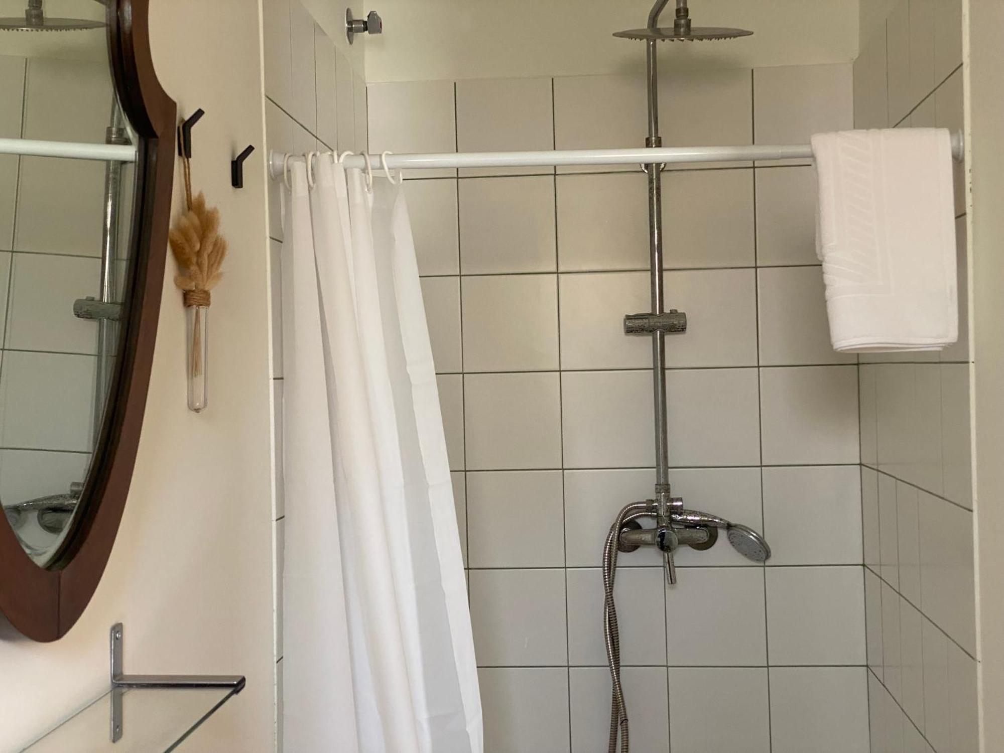 Les Filles Hotel Deltebre Eksteriør billede