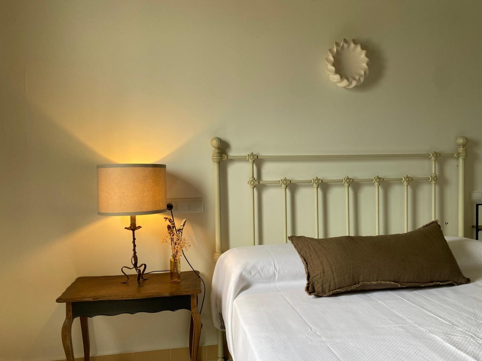 Les Filles Hotel Deltebre Eksteriør billede